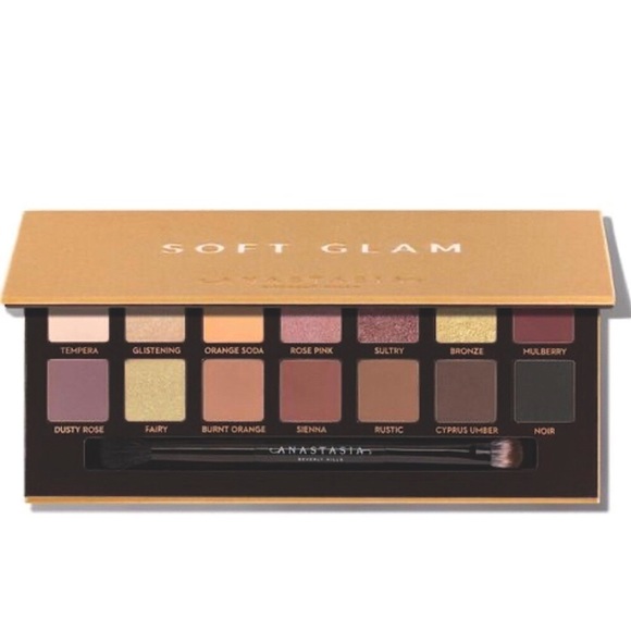 Anastasia Beverly Hills Other - NEW SOFT GLAM Anastasia Palette